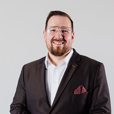 dr Mateusz Jęckowski